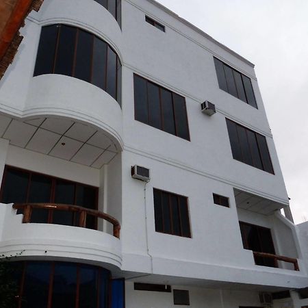 Galapagos Islands Hotel Puerto Ayora  Exterior photo