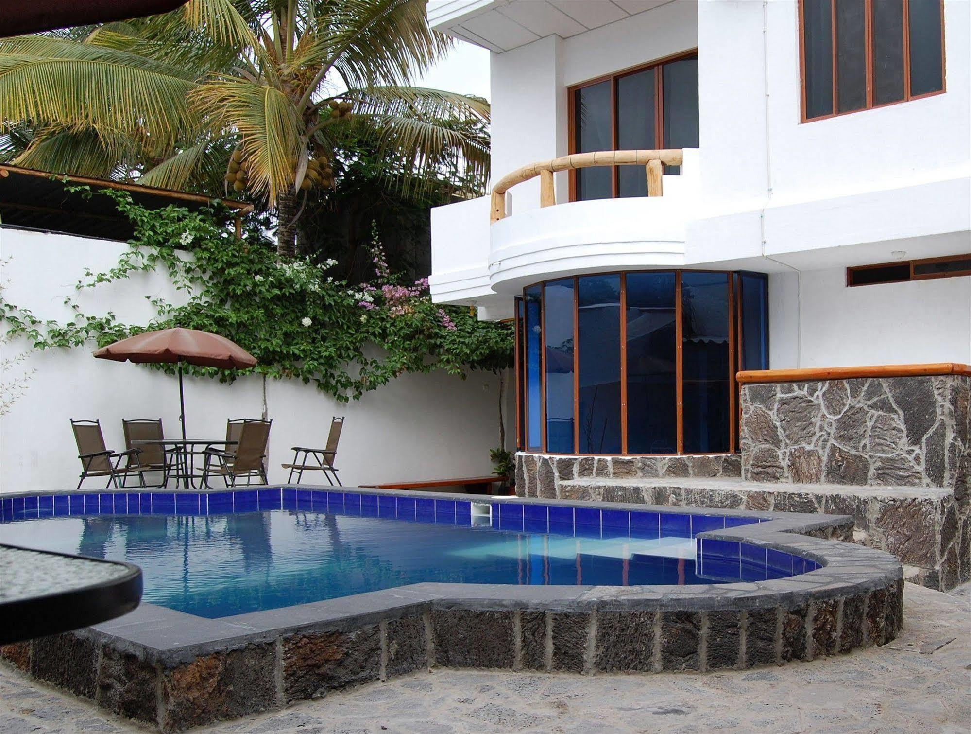 Galapagos Islands Hotel Puerto Ayora  Exterior photo