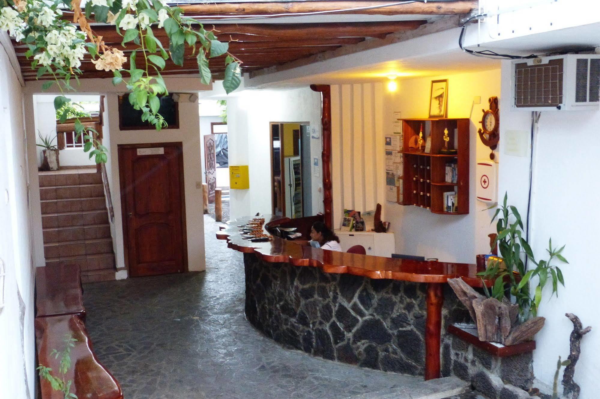 Galapagos Islands Hotel Puerto Ayora  Exterior photo